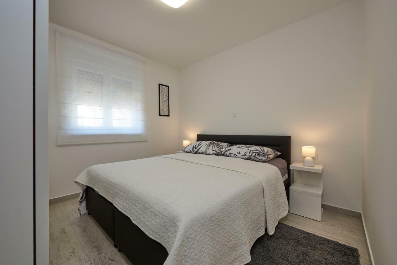 Apartman Jakov Apartment Trogir Luaran gambar